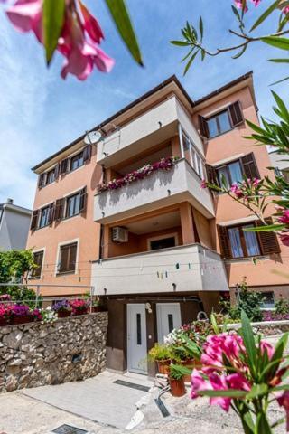 Apartments Marinko Baška Eksteriør billede